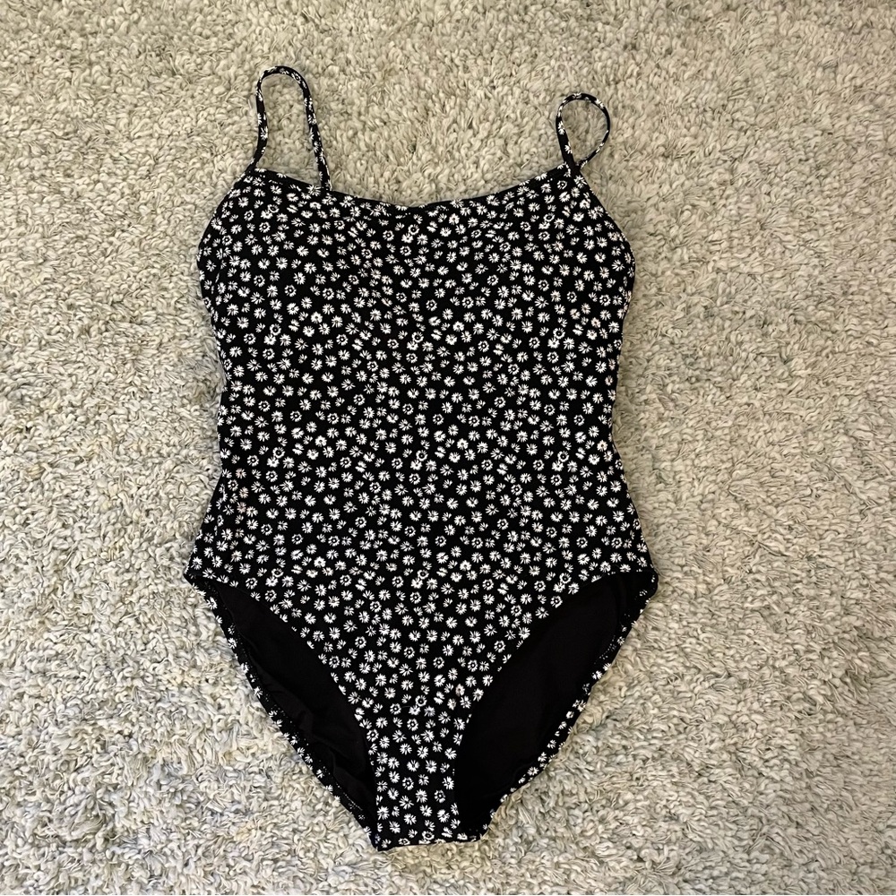 Gap Swimsuit NWOT